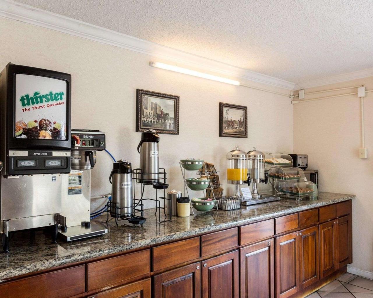 Sunrise Inn & Suites New Orleans Buitenkant foto